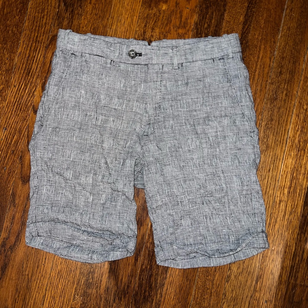 Mango Men's Black and White Patterned Linen Blend Shorts